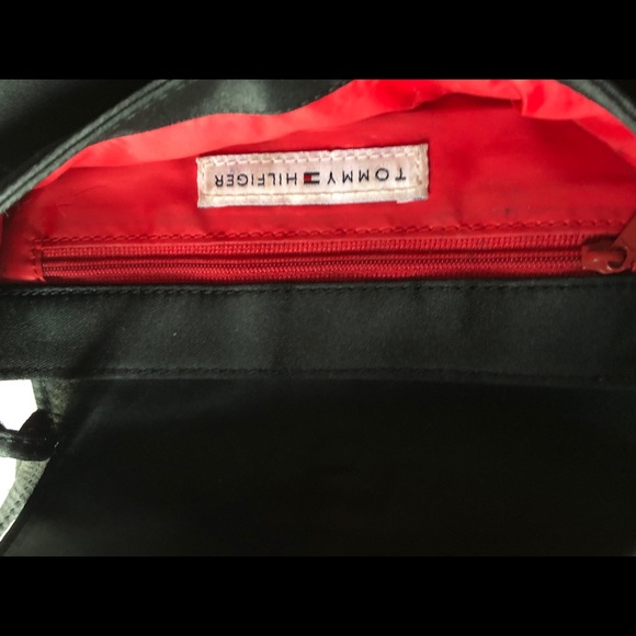 Mini bag Tommy Hilfiger black satine - Picture 4 of 5